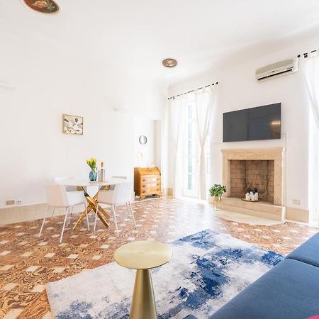 Corso Cavour Luxury Apartment Verona Eksteriør bilde