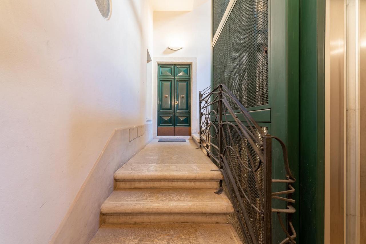 Corso Cavour Luxury Apartment Verona Eksteriør bilde